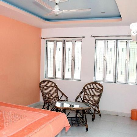 Ganga Love Guest House, Benares Buitenkant foto